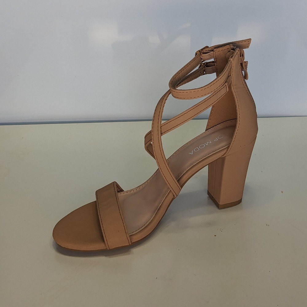 TOP Moda Nude Sandal Heel with Toe, Cross, and Ankle Straps  6.5